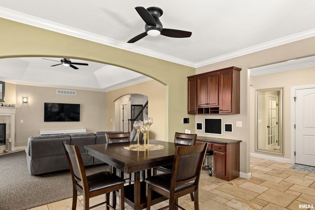 3220 W Rosebury Lane, Dunlap, IL 61525