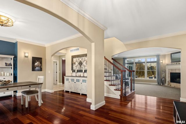 3220 W Rosebury Lane, Dunlap, IL 61525