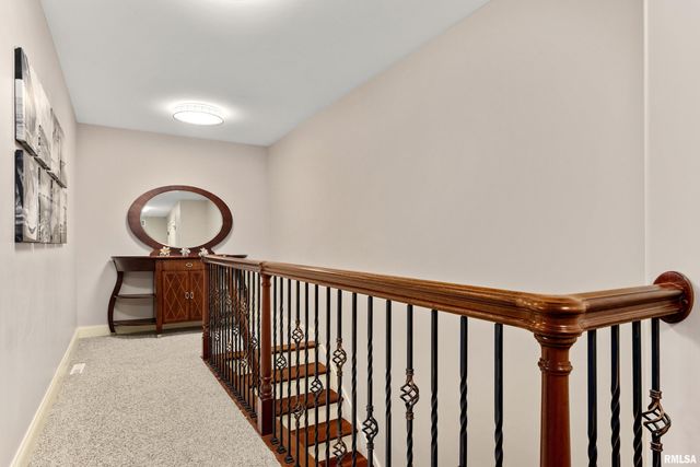 3220 W Rosebury Lane, Dunlap, IL 61525