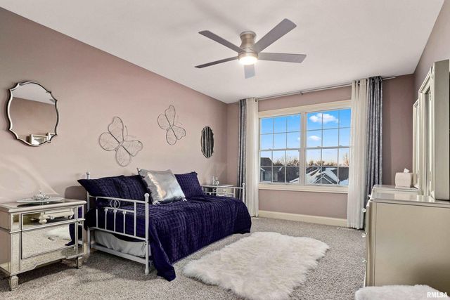 3220 W Rosebury Lane, Dunlap, IL 61525