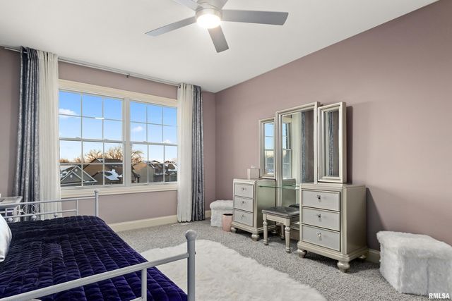 3220 W Rosebury Lane, Dunlap, IL 61525