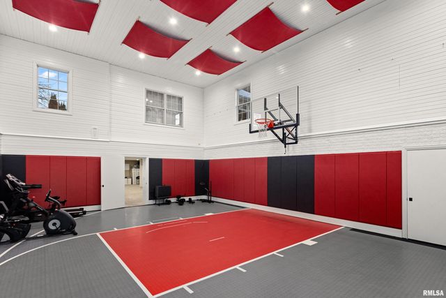 3220 W Rosebury Lane, Dunlap, IL 61525