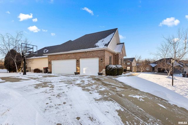 3220 W Rosebury Lane, Dunlap, IL 61525