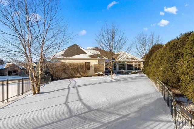 3220 W Rosebury Lane, Dunlap, IL 61525