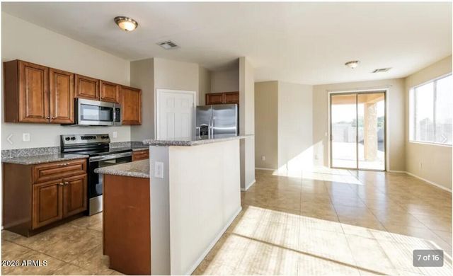 6537 S 15TH Drive, Phoenix, AZ 85041