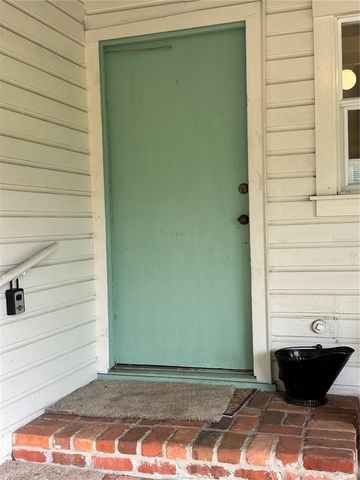 3900 CHALET SUZANNE DRIVE, Lake Wales, FL 33859