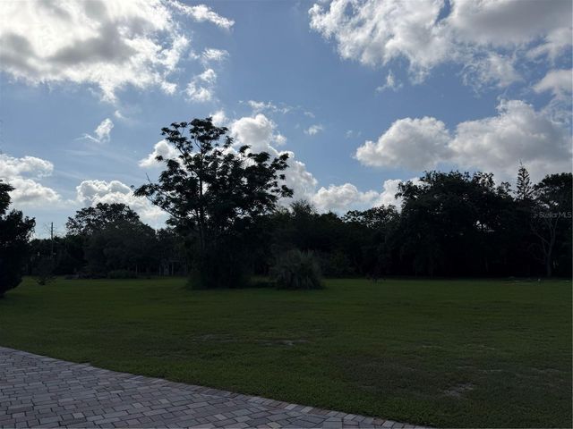 3900 CHALET SUZANNE DRIVE, Lake Wales, FL 33859