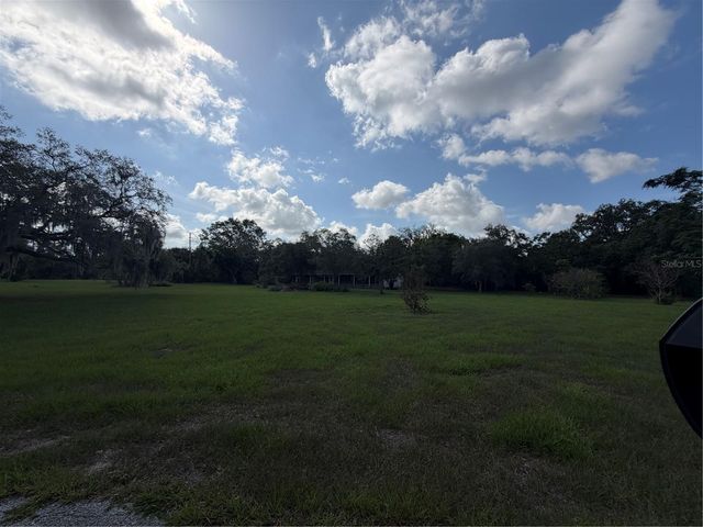 3900 CHALET SUZANNE DRIVE, Lake Wales, FL 33859