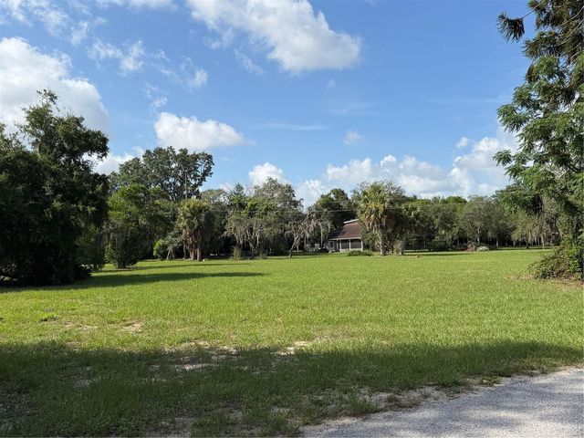 3900 CHALET SUZANNE DRIVE, Lake Wales, FL 33859