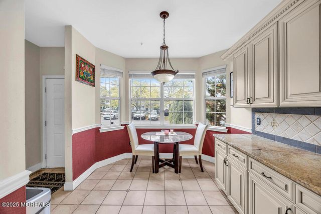 408 Blossom Circle, Dayton, NJ 08810