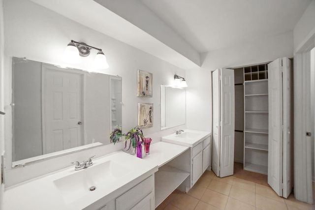 12323 Split Rail Lane, Houston, TX 77071