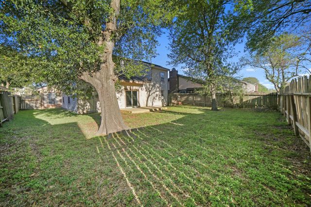 12323 Split Rail Lane, Houston, TX 77071