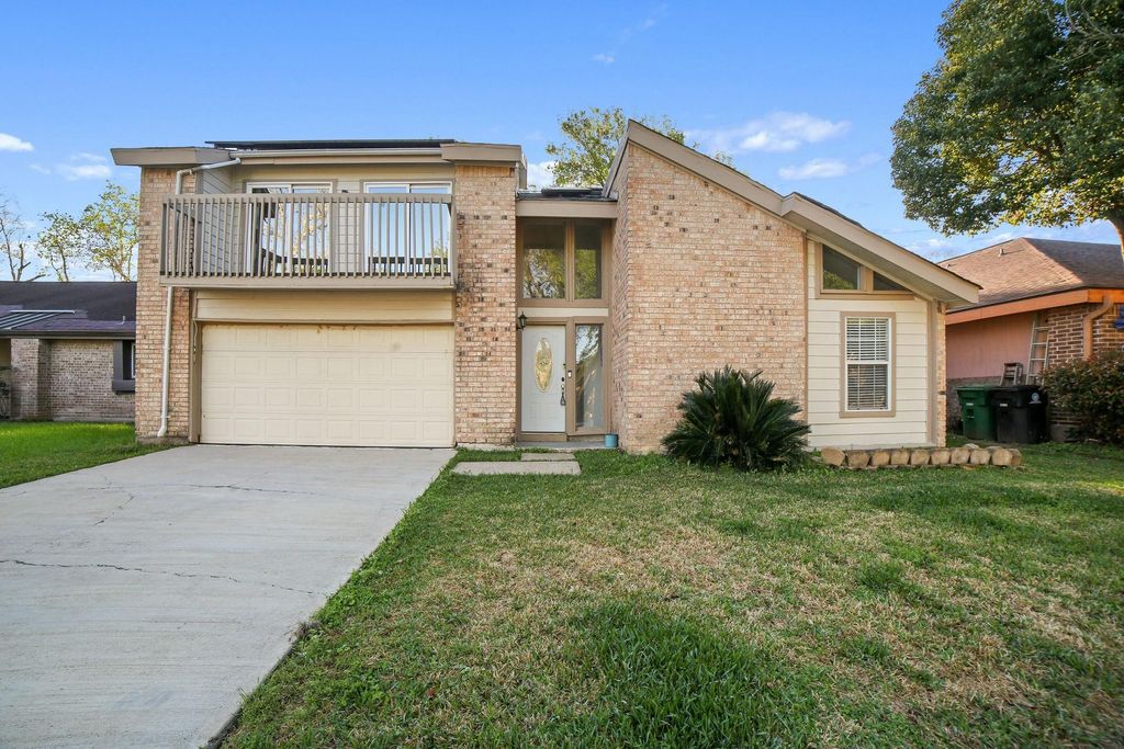 12323 Split Rail Lane, Houston, TX 77071