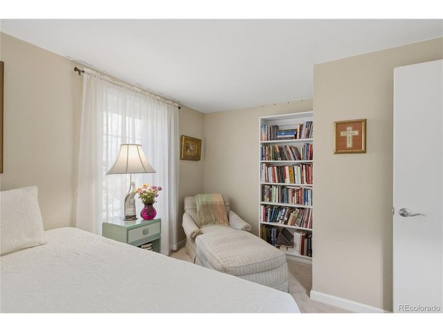 2718 E Geddes Ave, Centennial, CO 80122