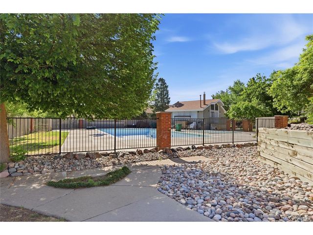 2718 E Geddes Ave, Centennial, CO 80122
