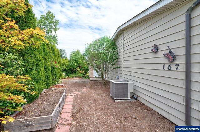 1199 N Terry St 167, Eugene, OR 97402