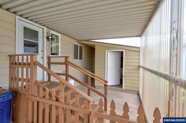 1199 N Terry St 167, Eugene, OR 97402