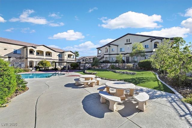 2291 West Horizon Ridge Parkway 1206, Henderson, NV 89052