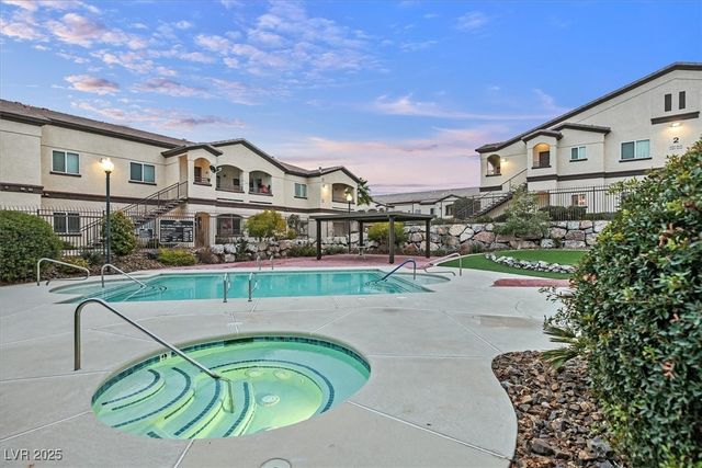 2291 West Horizon Ridge Parkway 1206, Henderson, NV 89052