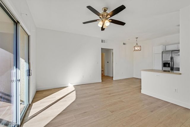 2291 West Horizon Ridge Parkway 1206, Henderson, NV 89052