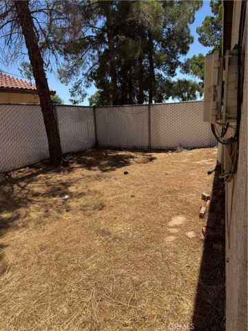 20786 Highway 18, Apple Valley, CA 92307