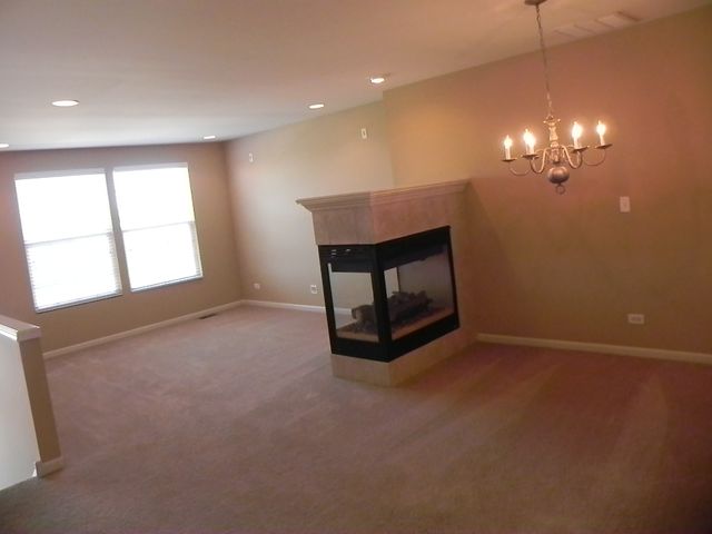 1137 Reserve Drive, Elgin, IL 60124