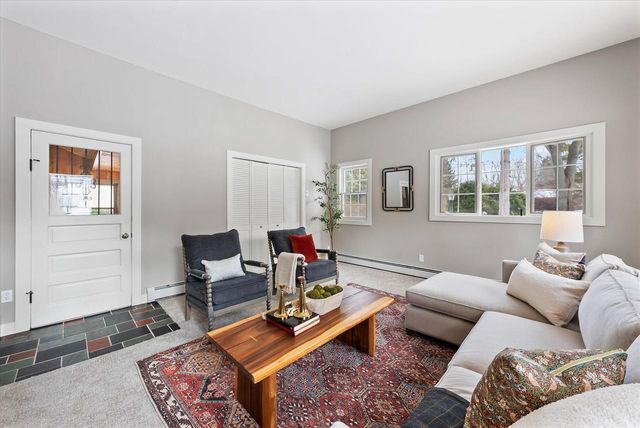 11728 N Silver AVENUE, Mequon, WI 53097