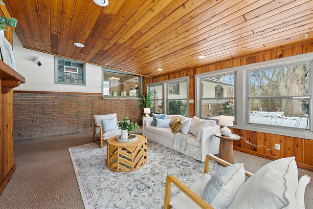 11728 N Silver AVENUE, Mequon, WI 53097