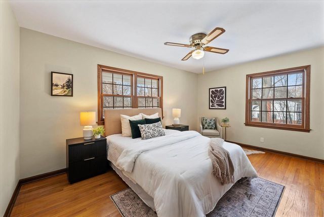 11728 N Silver AVENUE, Mequon, WI 53097