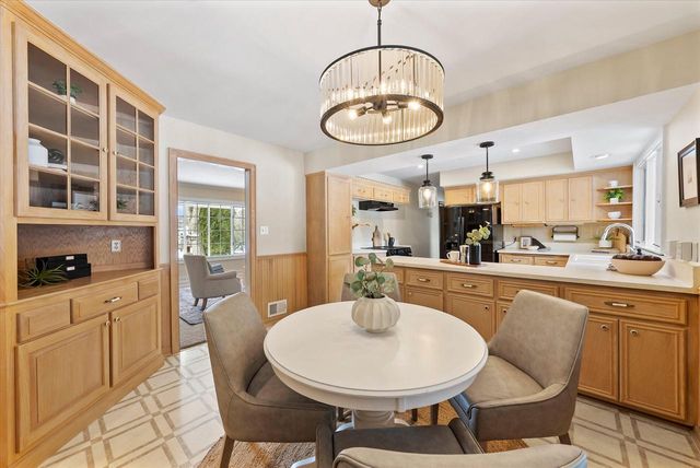 11728 N Silver AVENUE, Mequon, WI 53097