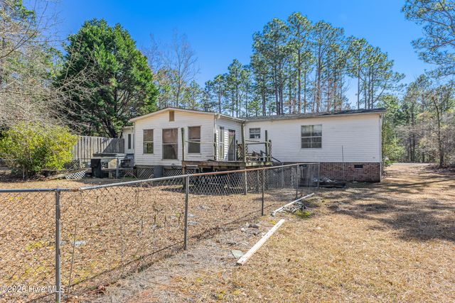 7092 Old Oak Road NW, Ash, NC 28420