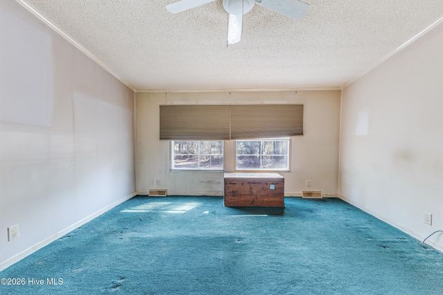 7092 Old Oak Road NW, Ash, NC 28420