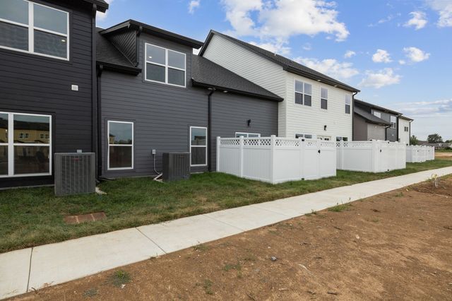 1911 Gracie Bug Loop, Murfreesboro, TN 37128