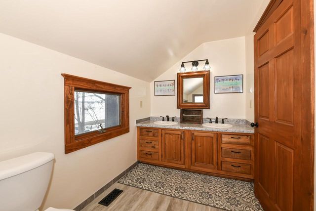 3819 N Roherty Road, Evansville, WI 53536