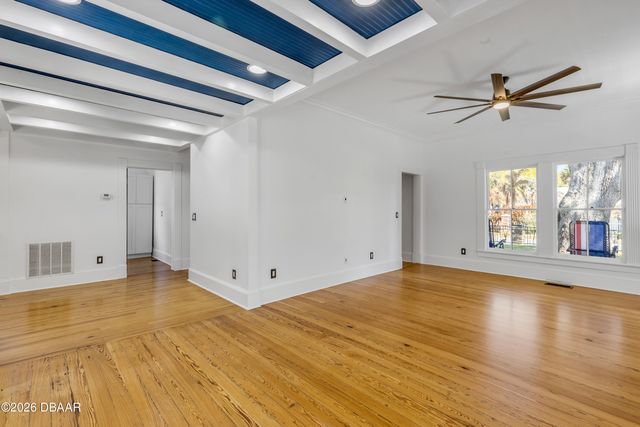 532 Faulkner Street, New Smyrna Beach, FL 32168