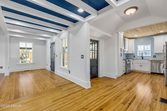 532 Faulkner Street, New Smyrna Beach, FL 32168