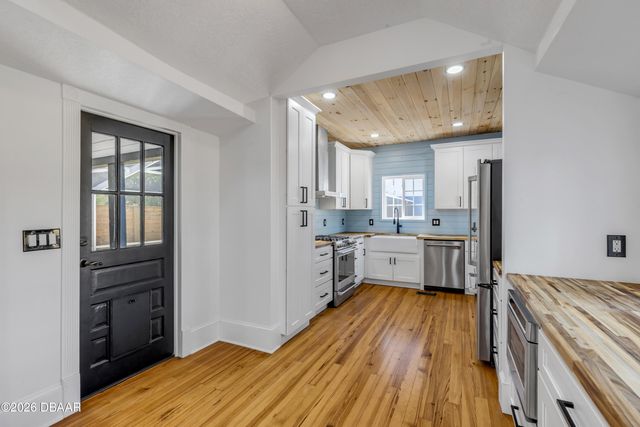 532 Faulkner Street, New Smyrna Beach, FL 32168