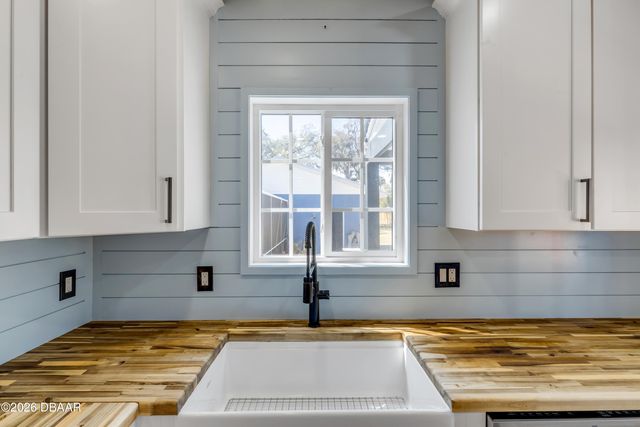 532 Faulkner Street, New Smyrna Beach, FL 32168