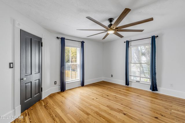 532 Faulkner Street, New Smyrna Beach, FL 32168