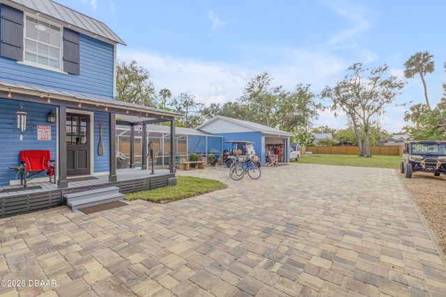 532 Faulkner Street, New Smyrna Beach, FL 32168