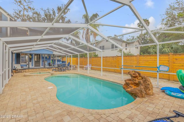 532 Faulkner Street, New Smyrna Beach, FL 32168