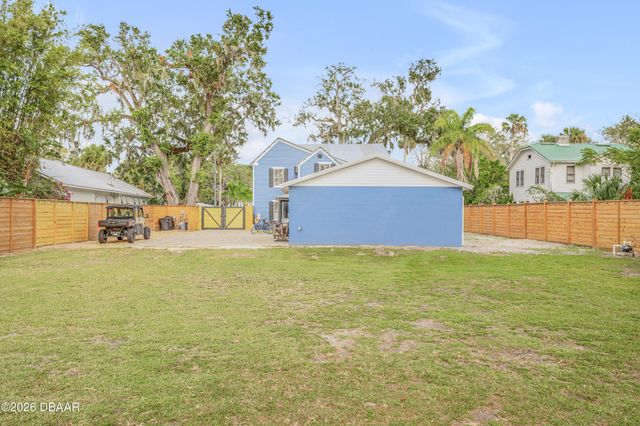 532 Faulkner Street, New Smyrna Beach, FL 32168