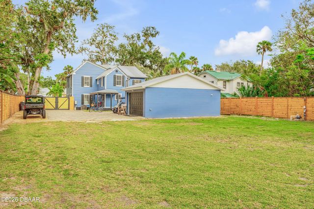 532 Faulkner Street, New Smyrna Beach, FL 32168