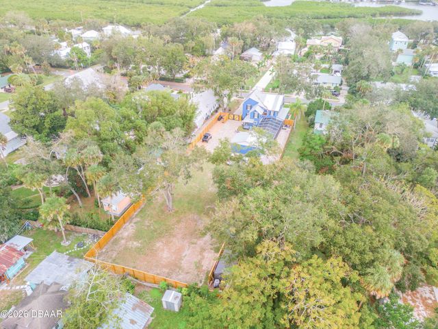 532 Faulkner Street, New Smyrna Beach, FL 32168