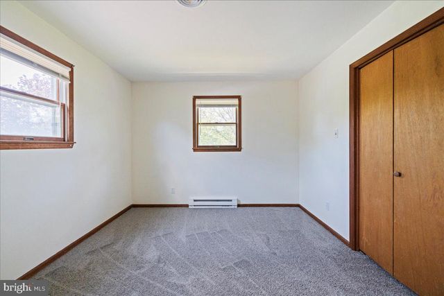 1250 MINESITE RD, Allentown, PA 18103