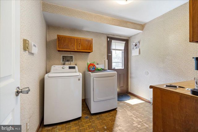 1250 MINESITE RD, Allentown, PA 18103