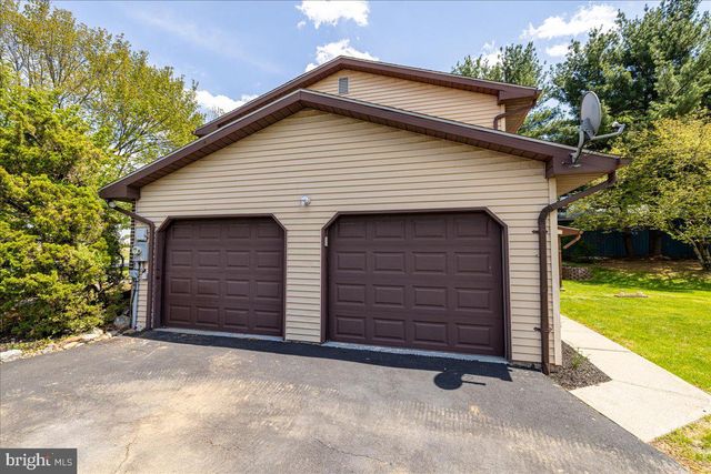 1250 MINESITE RD, Allentown, PA 18103
