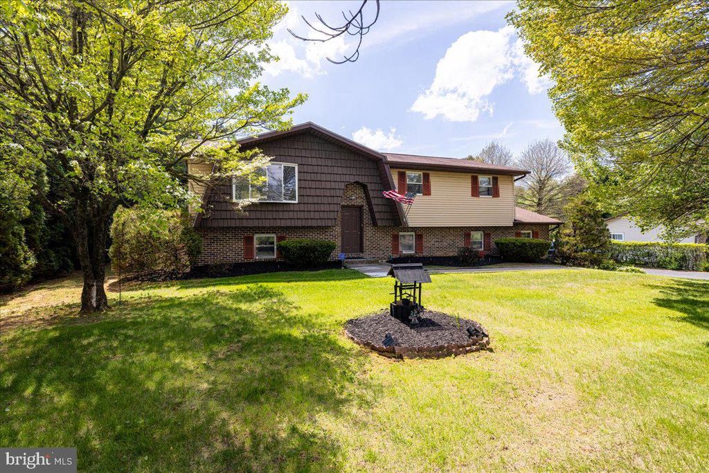 1250 MINESITE RD, Allentown, PA 18103