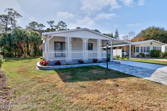 658 SE Marlin Circle SE, Barefoot Bay, FL 32976