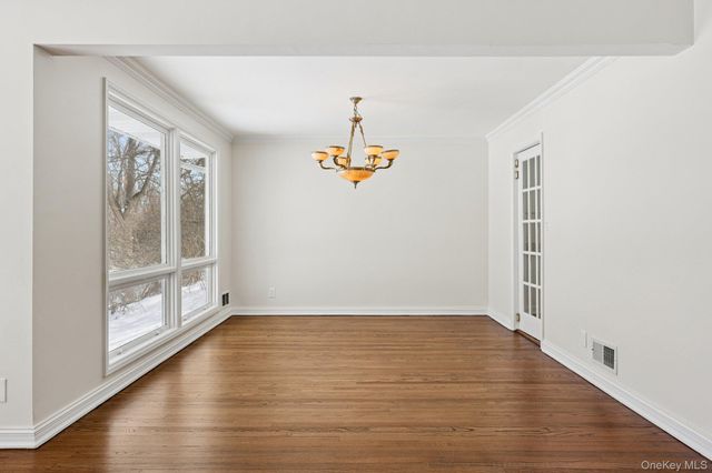 11 Meadowlark Road, Rye Brook, NY 10573